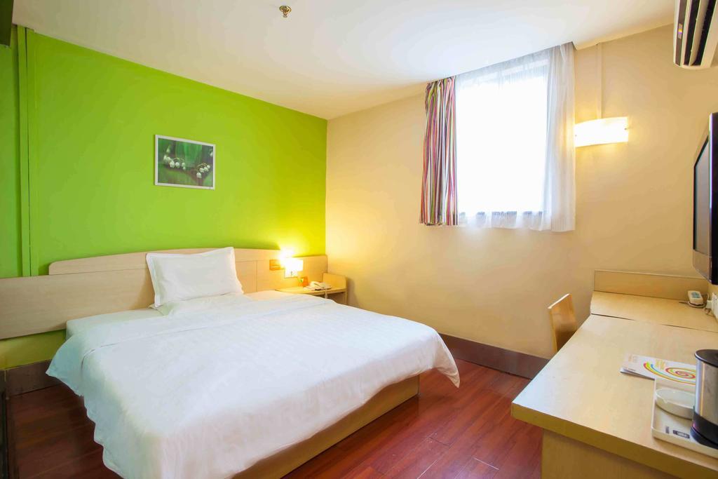 7Days Inn Heyuan Cultrual Palace Renren Le الغرفة الصورة